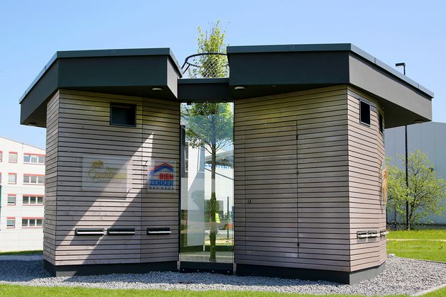 Bienen Begegnungshaus Rhonfuhrer De