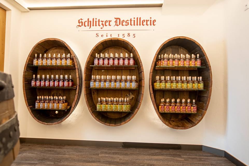Schlitzer Korn & Edelobstbrennerei GmbH in Schlitzer Destillerie
