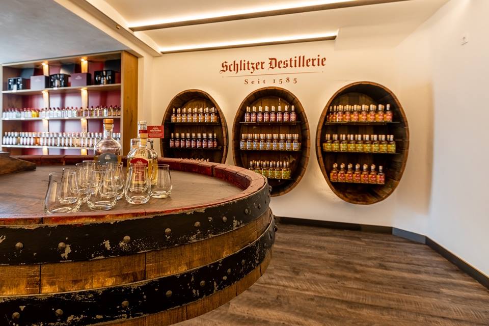 Schlitzer Korn & Edelobstbrennerei GmbH in Schlitzer Destillerie